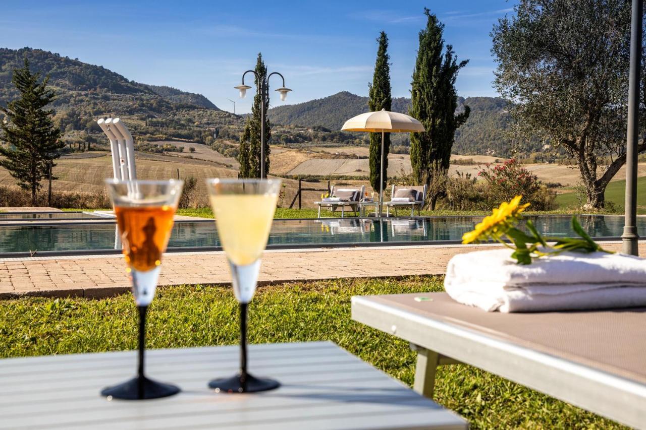 Appartamento in casale con piscina Casa I Pavoni Chianni Esterno foto
