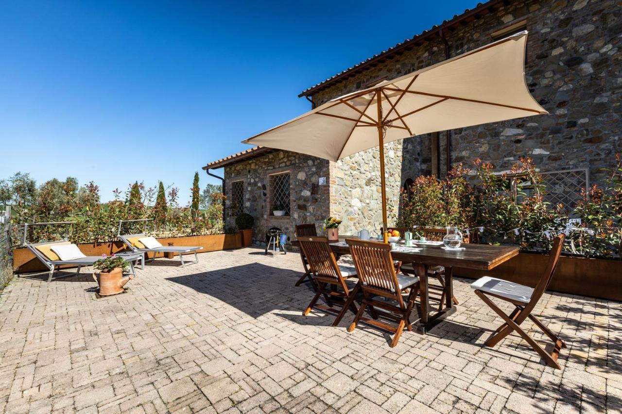 Appartamento in casale con piscina Casa I Pavoni Chianni Esterno foto