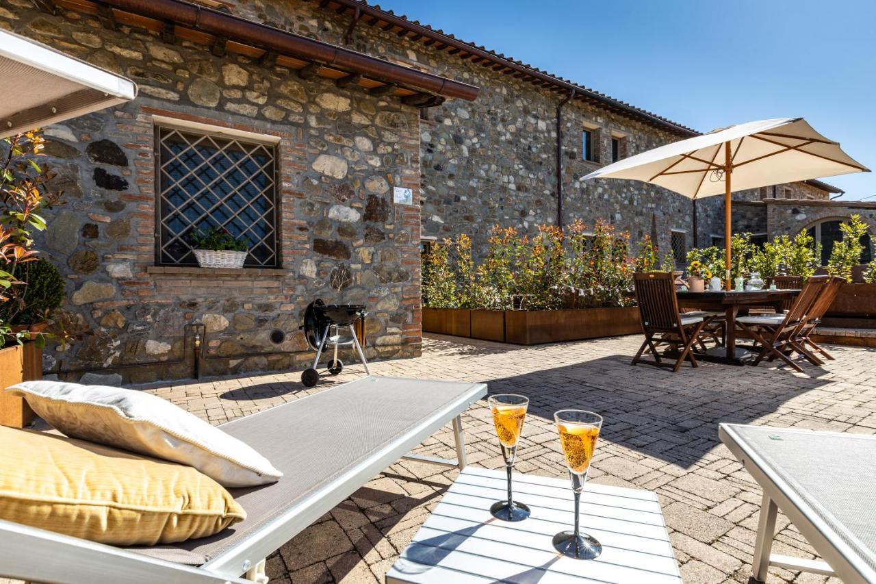 Appartamento in casale con piscina Casa I Pavoni Chianni Esterno foto